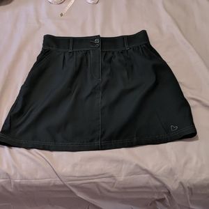 Black high-waisted skirt with pockets